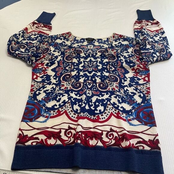 Talbots Soft Merino Pullover Sweater Medallion Print Size Medium - Picture 5 of 7